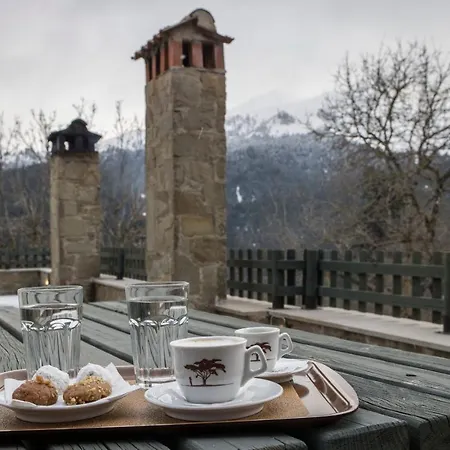 πατρικό 3* Neraïdochóri