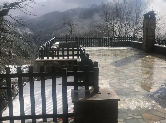 πατρικό Guest house 3*