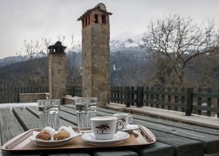 πατρικό 3* Neraidochori